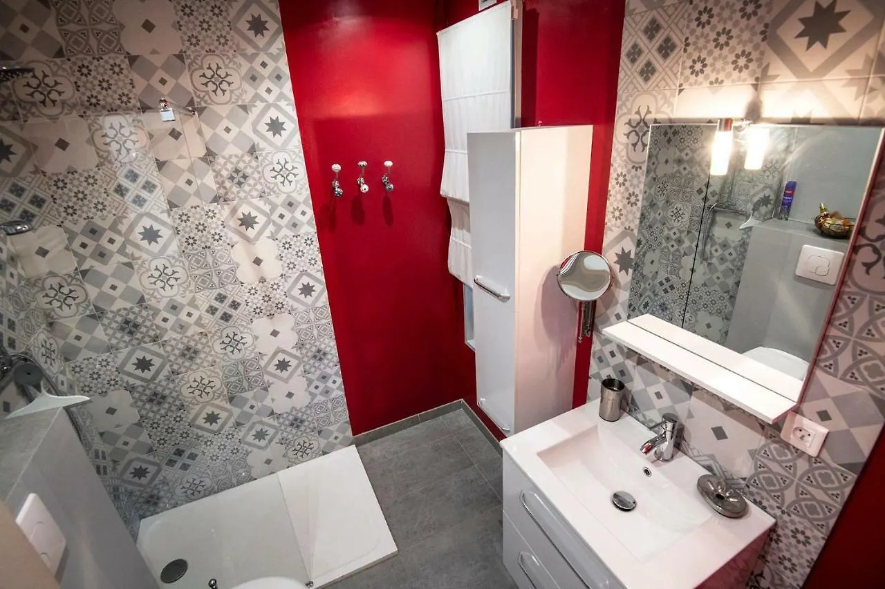 Apartment Le Clos Joli - Gites Saint-Martin-Vesubie France